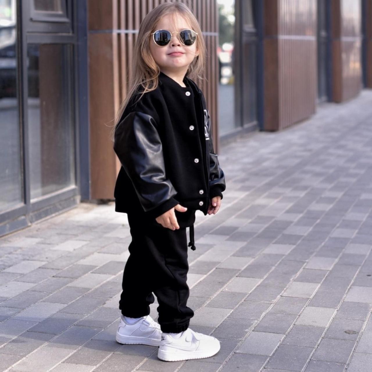 دانلود آهنگ دیگه نمیترسم از گردون ناجا زود زدم بیرون از خونه بابام چرسی و یانگ صادن