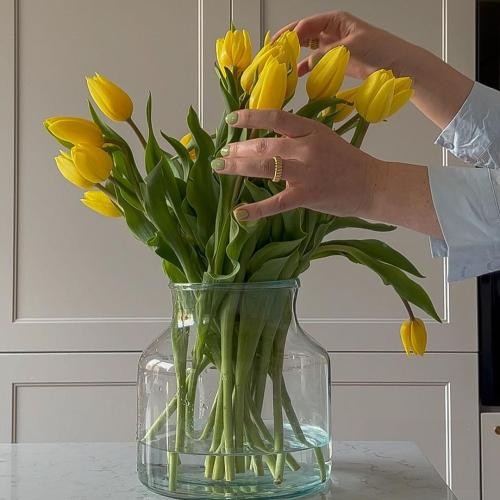 دانلود آهنگ بزار هولا بیان بذار بشه عددا زیاد بشه مد علف و سیگار یاسر بینام