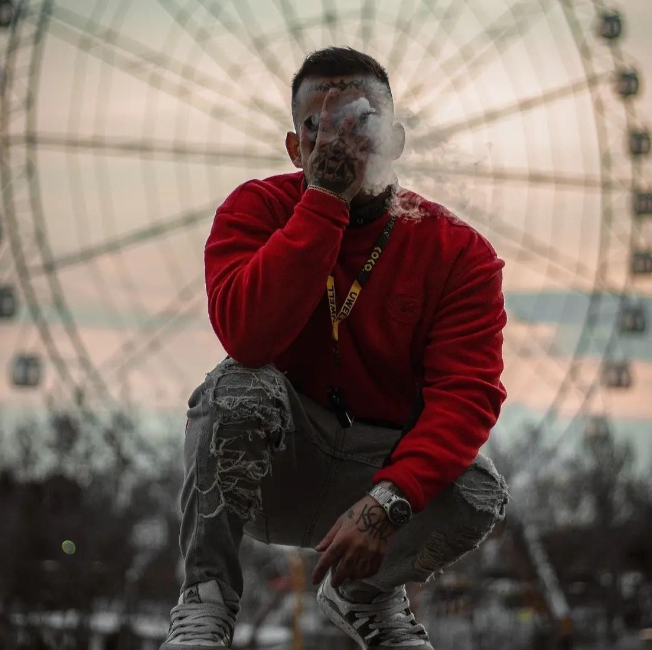 دانلود آهنگ بی پلاک ایسین