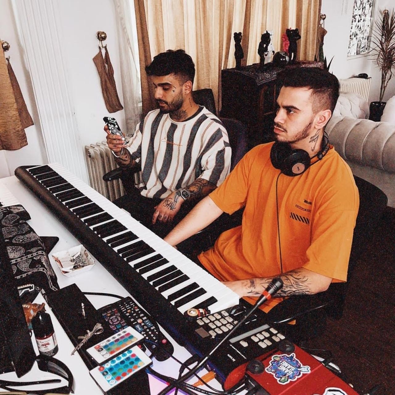 دانلود آهنگ ک نیست ایسین