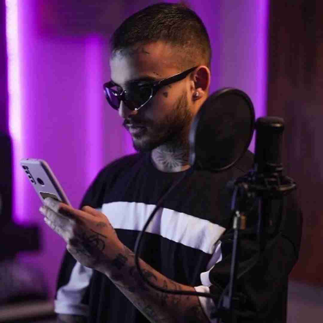 دانلود آهنگ آیناز ایسین