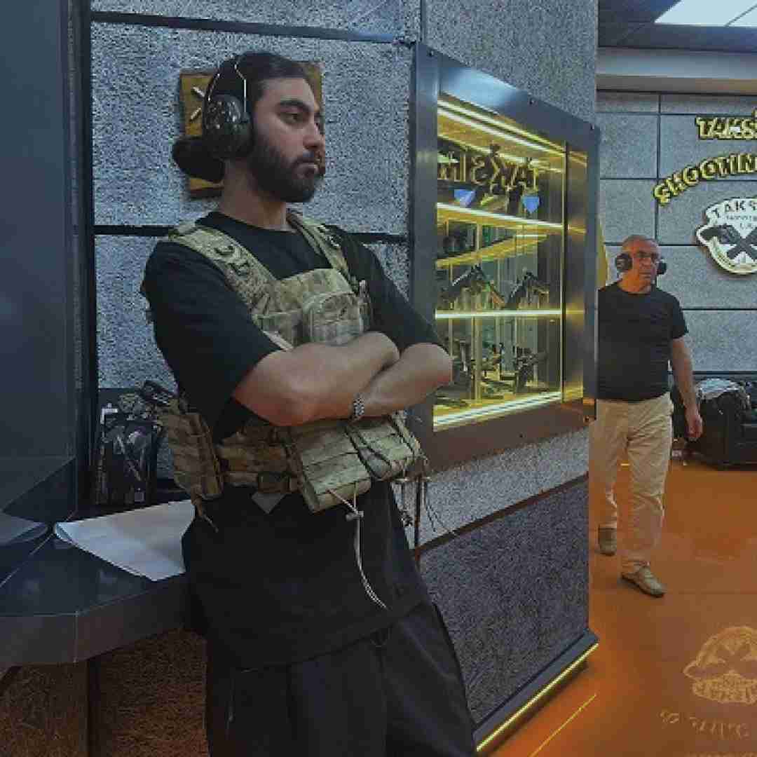 دانلود آهنگ فاصله یکیشه امین تیجی و کاوه