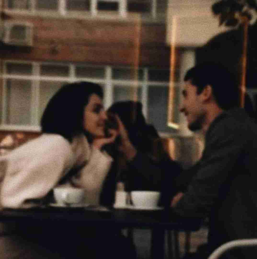 دانلود آهنگ یه موقعی هم تو خیابون خوبه حس ولی مامان میخوره تو خونه حرص دانیال