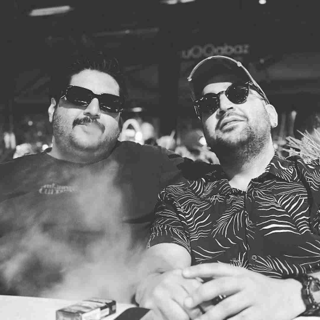 دانلود آهنگ وقتی تنها میشم کنیس و سیجل