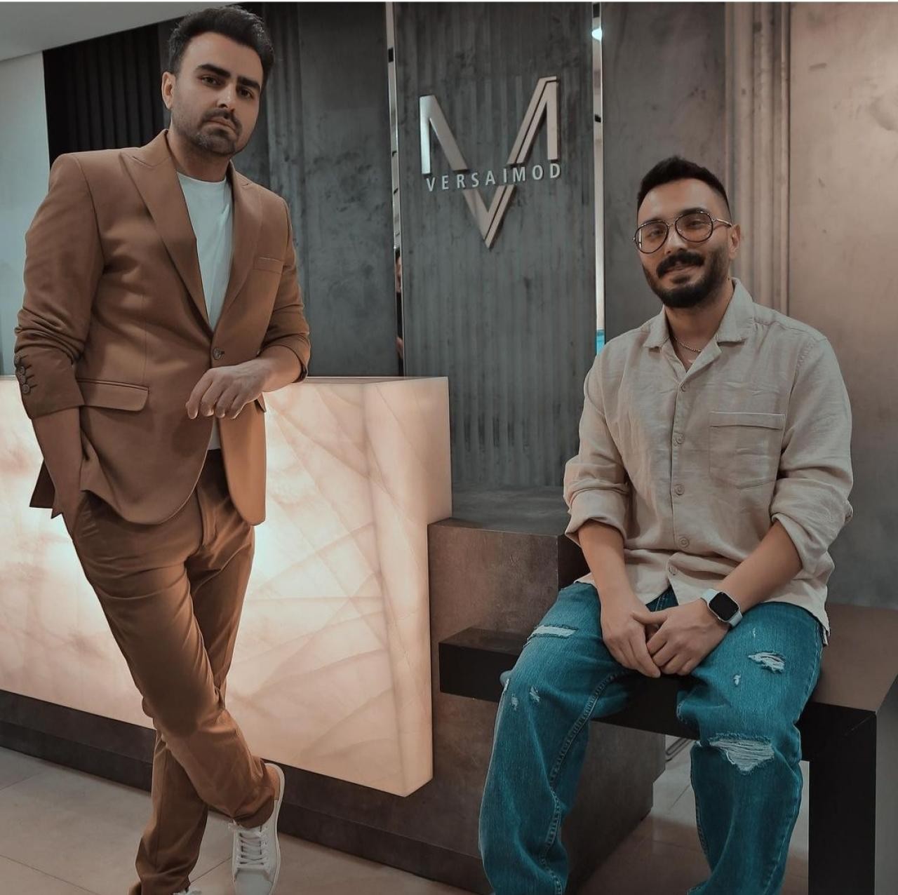 دانلود آهنگ سوگلی با تو گذشت آب از سر من نمیخوام جز تو باشه کسی دور و بر من پازل بند