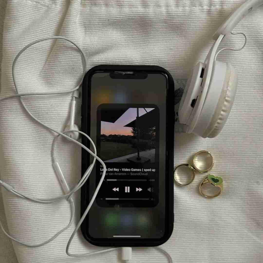 دانلود آهنگ انقدر فیلم بازی نکن چاقی میری نتفلیکس میری نتفلیکس دلو