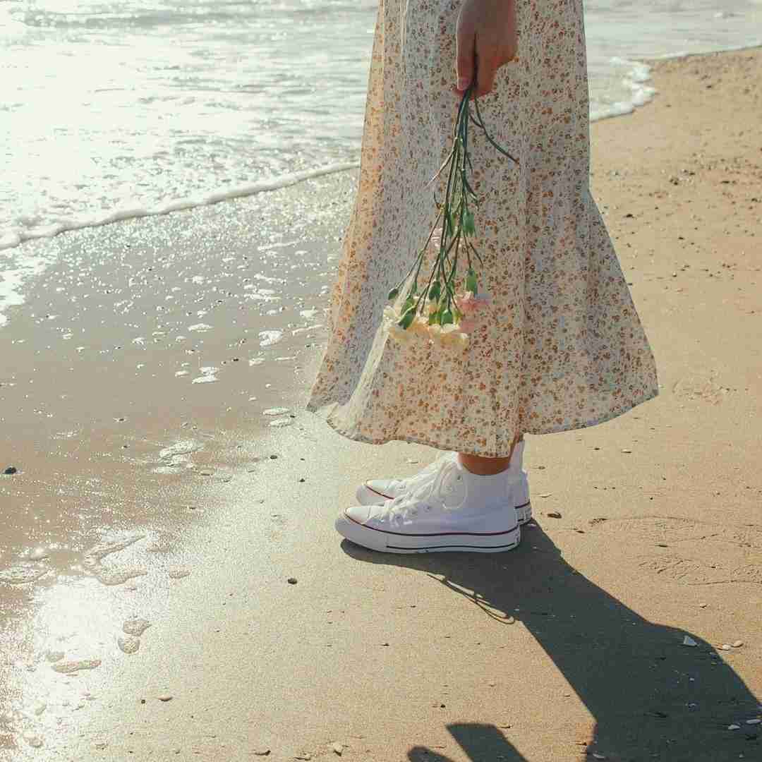 دانلود آهنگ هی به خودم میگم دیگه تمومش کن لطفا 