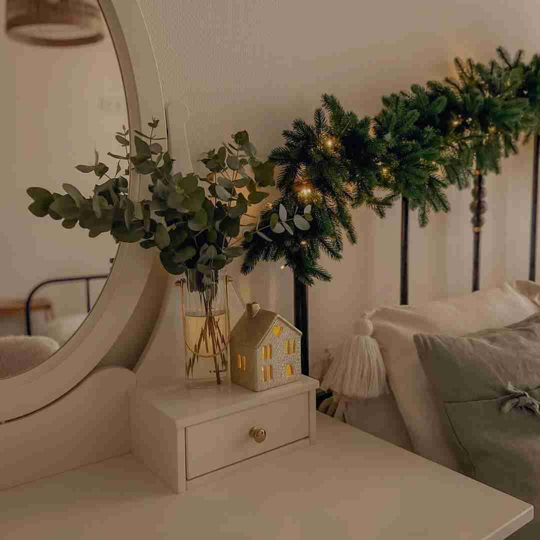 دانلود آهنگ اصن هرچی تو بگی از هایده ساخته شده با هوش مصنوعی 