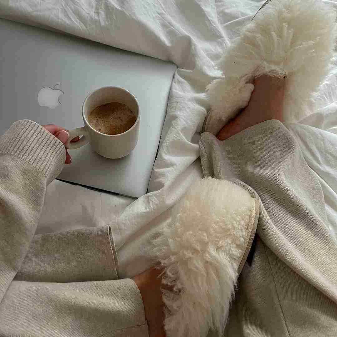 دانلود آهنگ من میگذرونم تو لحظه به نفست اعتمادتو نمیزنم مجهول