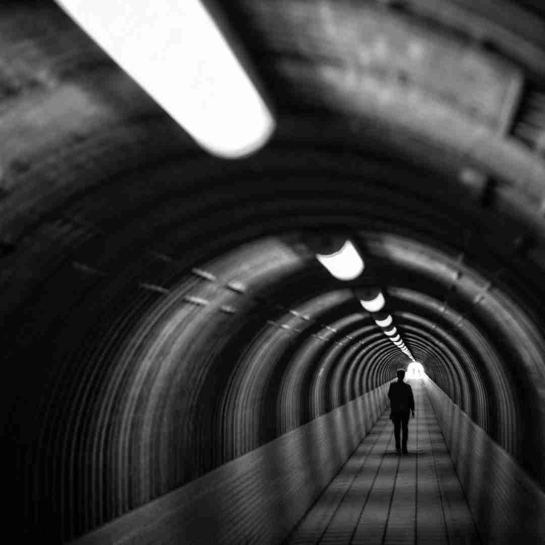 دانلود آهنگ چا چا تکیلا میگه پاپا سفیدارو بریز زنگ بزنم سریع رفیقام بیان هلیک