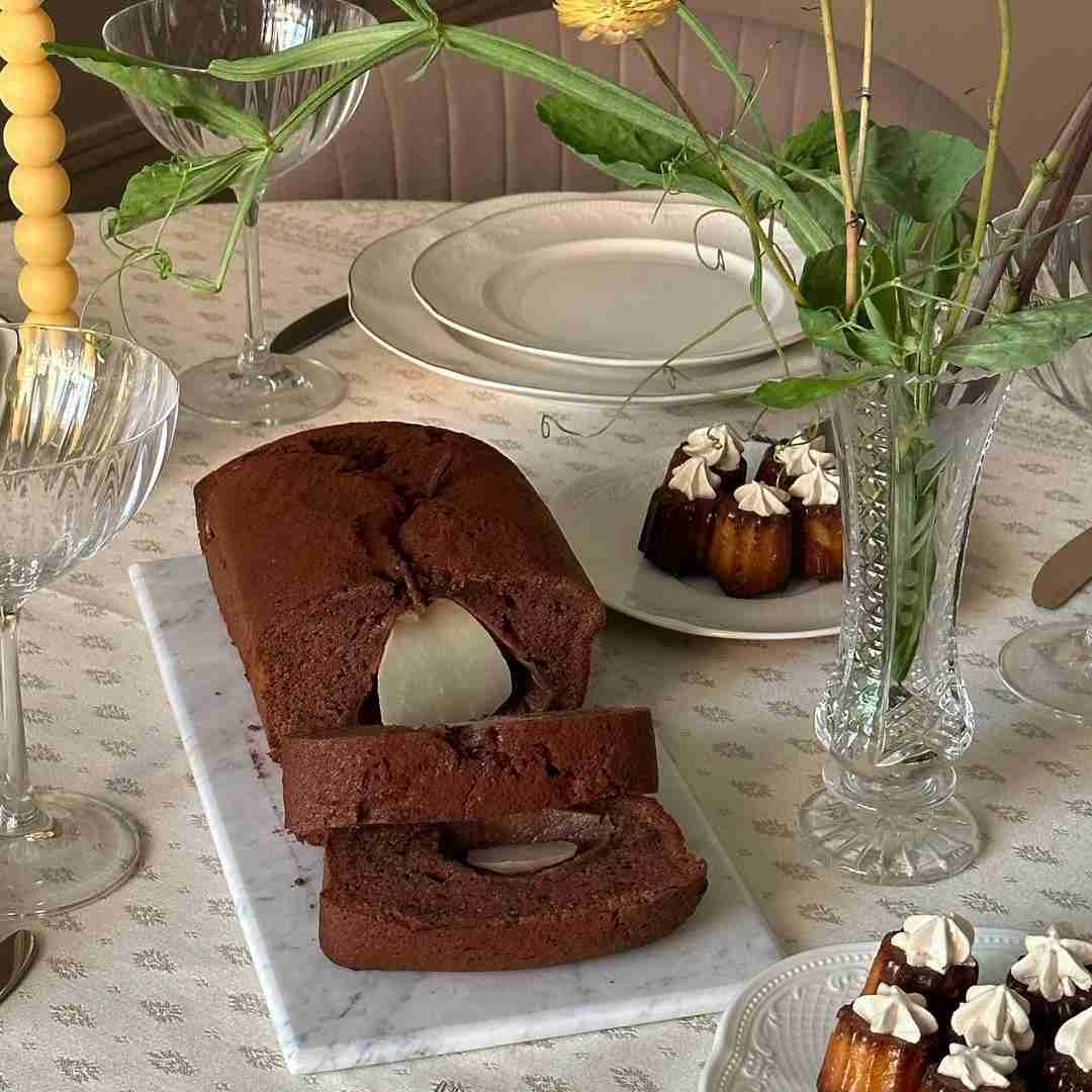 دانلود آهنگ از تو ولی باز هست از من که میمردم برات نمونده واقعا لنا