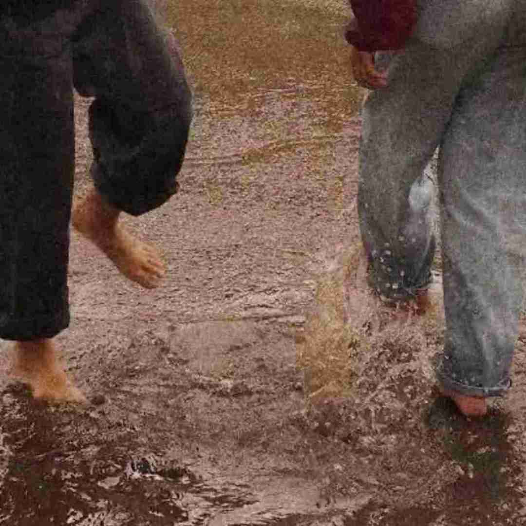 دانلود آهنگ برگرد به دلی که خونته به کسی که هنوز مثل قبل دیوونته 