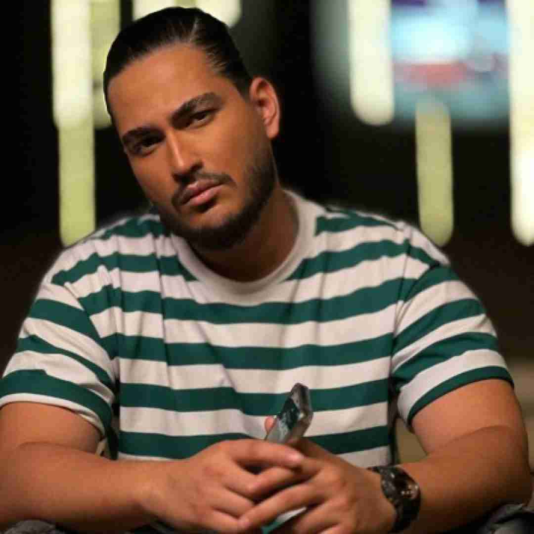 دانلود آهنگ داره ول وله میکنه میکنه قلبو اون دوتا چشم قشنگو نیواد