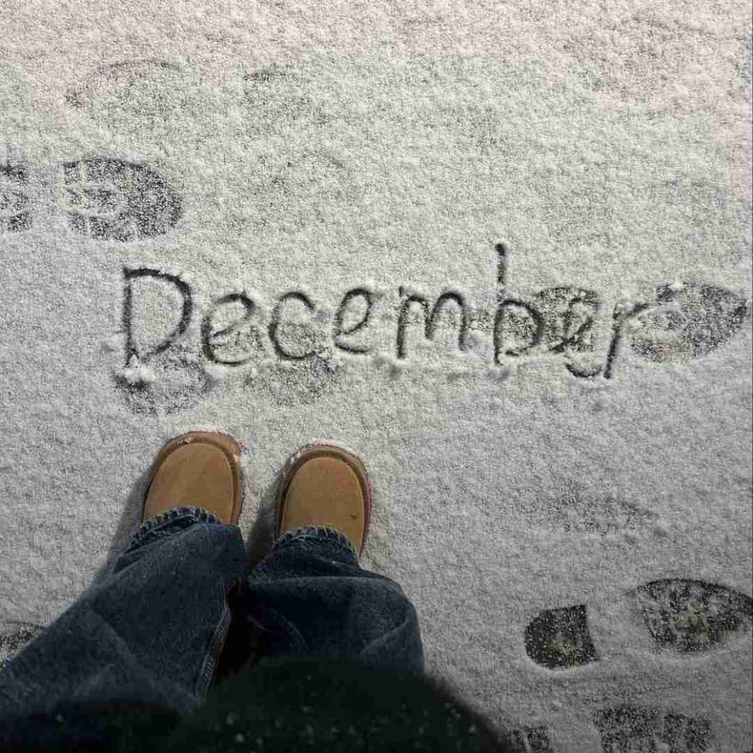 دانلود آهنگ هشتاد و هشت نخه اول سیگارم بیست و چهاری دلنوشته هام روی بی تاب 