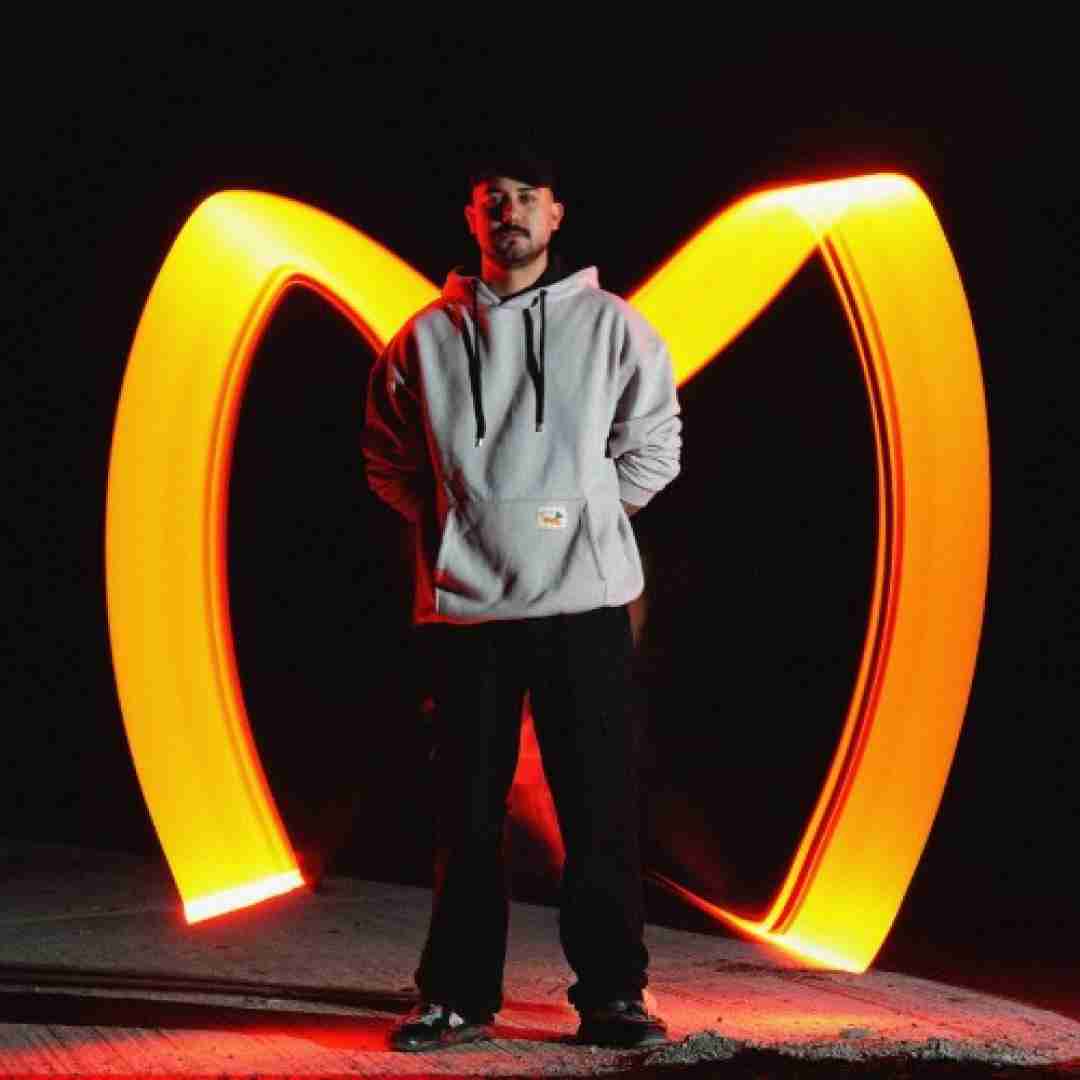 دانلود آهنگ ملکه  فرجاد