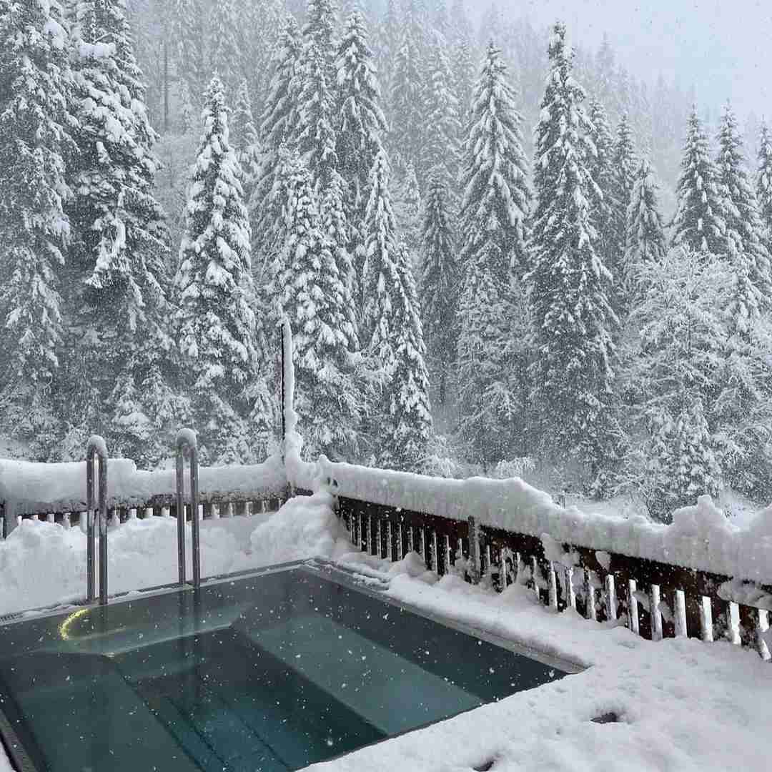 دانلود آهنگ منم خب مثل تو توام که مثل من دلت که پرغم پردرد پرزجر