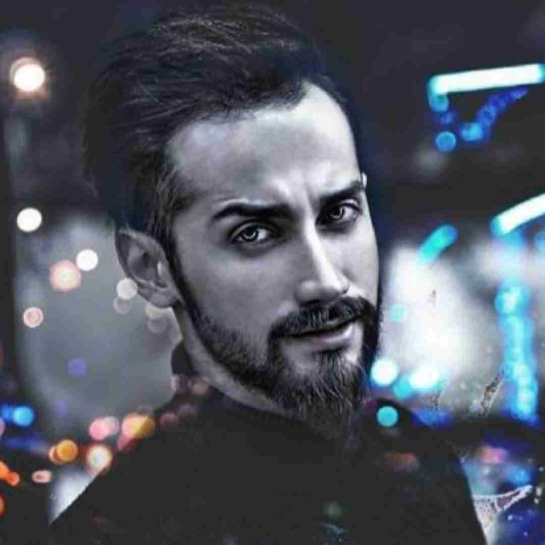 دانلود آهنگ سبد سبد گل میچینم با خندت ستاره ستاره سامان جلیلی