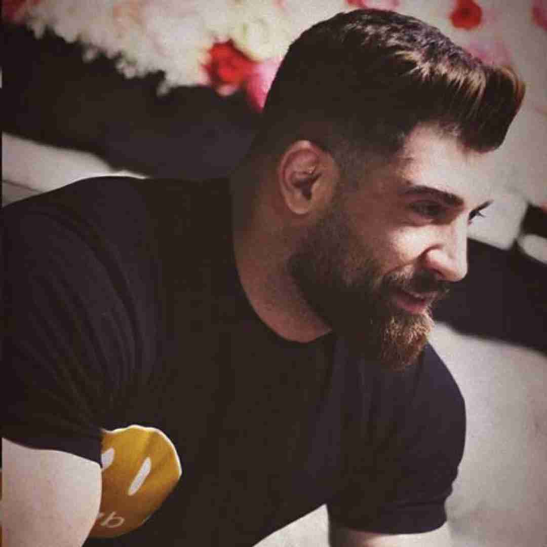 دانلود آهنگ به ولله دلم تنگه یه فکری بکن به حال دلم محمد محرمی