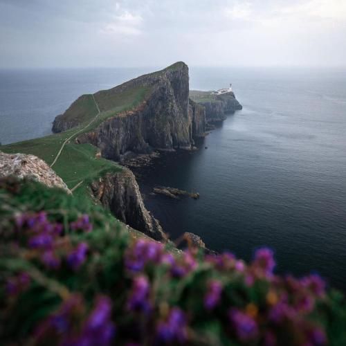 دانلود آهنگ قلب داداش من هواخواش گیر همیم مثل حبس ابد 