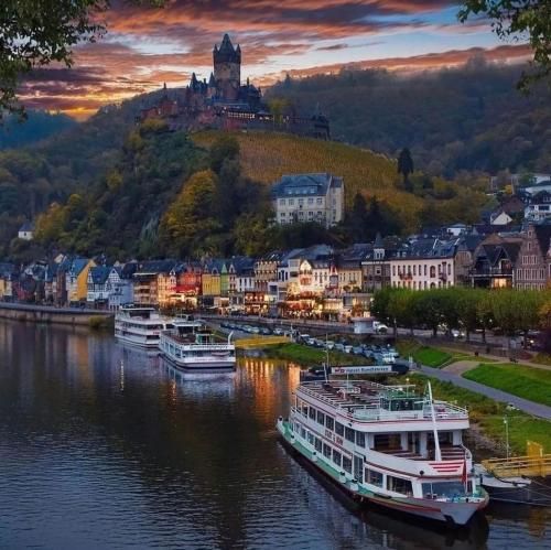 دانلود آهنگ داد بیداد فاطمه عطایی