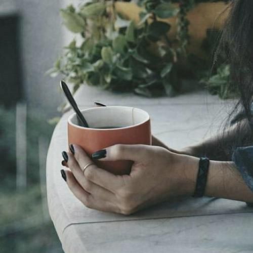 دانلود آهنگ عشق من وقته تنها شدن به ستاره ها زل بزن