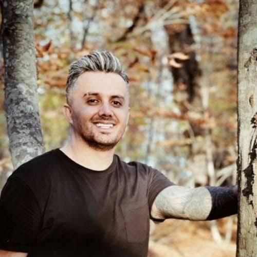 دانلود آهنگ واقعی هستی یا که خویی دلبر ابی عالی