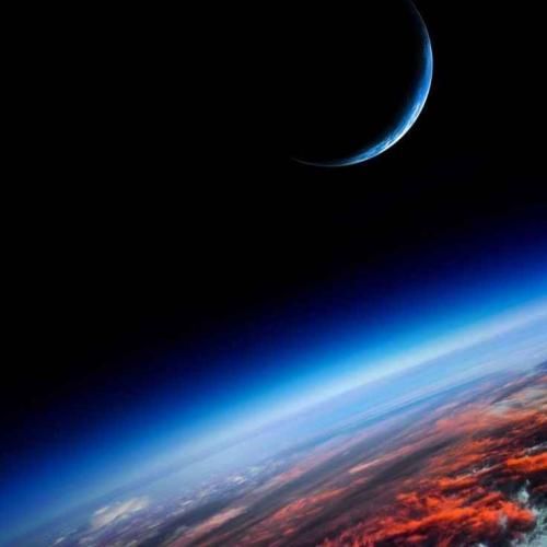 دانلود آهنگ چیزی به دادم نمیرسه غیر از ادبیات که انتقاممو بگیرم 