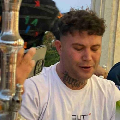 دانلود آهنگ دیوانه وار دوسش دارم عاشق چشای ناز سیاشم علی احمدیانی