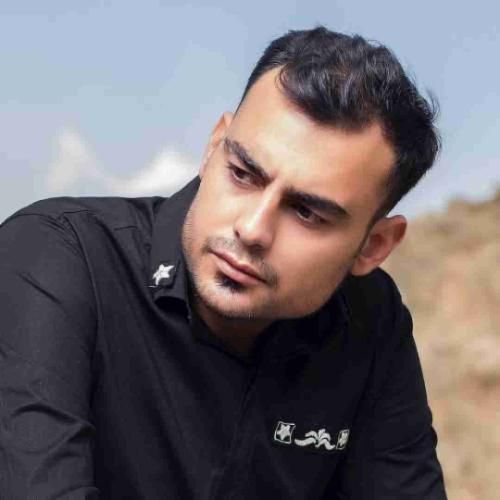 دانلود آهنگ بغض سنگین روژ آخرت ها یادم روح الله کرمی