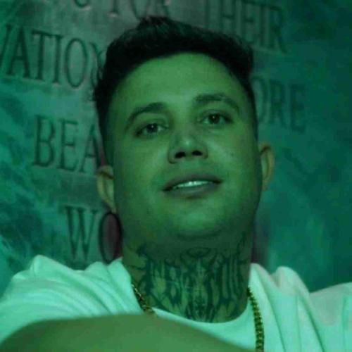 دانلود آهنگ کشتی منه با اشاره رو سفید شی تو علی احمدیانی