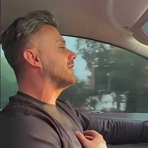 دانلود آهنگ عشق چند ساله ی من می دل فقط بند توئه ابی عالی