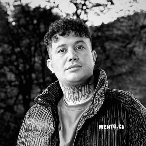 دانلود آهنگ گریه شده کار دل تو خنده شده بار دل من علی احمدیانی