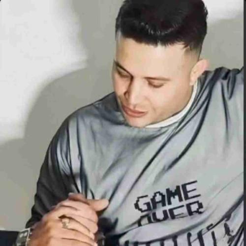 دانلود آهنگ نانازیه مو چتری تو نخوای مه چترتم علی احمدیانی