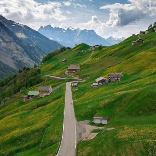 دانلود آهنگ ما نباشیم تو تهران کی بیاد به جا ماها تیرم نخوره