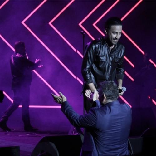 دانلود آهنگ از خودم عکس میگیرم خودم خودمو بغل میگیرم احمد سلو