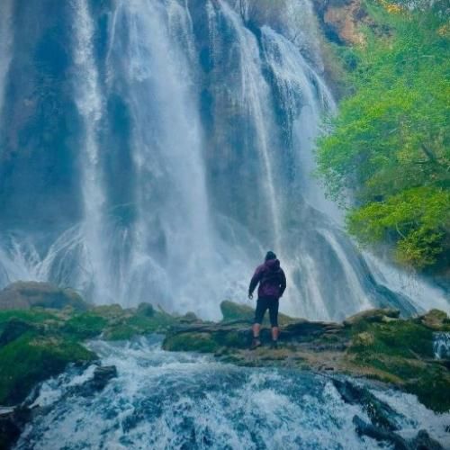 دانلود آهنگ کله سیاهه بی مغز شرقی خوش حساب شدن همه با وجه نقدی 