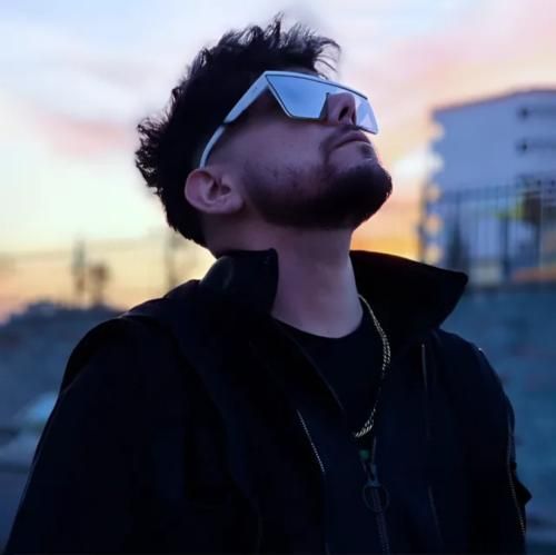 دانلود آهنگ دلبر بیا ببین هنوزم برات جونم میره ارشاد