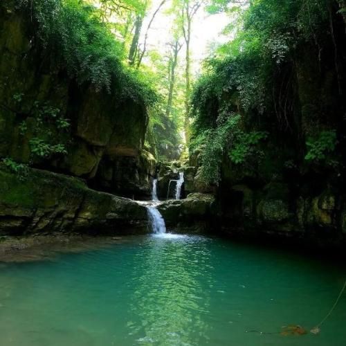 دانلود آهنگ آسوده کس نشد ز بلایای زندگی جز آنکه دیده بست با صدای زن