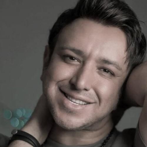 دانلود آهنگ گفتی خوبی با خون سردی خیلی ممنون یادم کردی امین رستمی