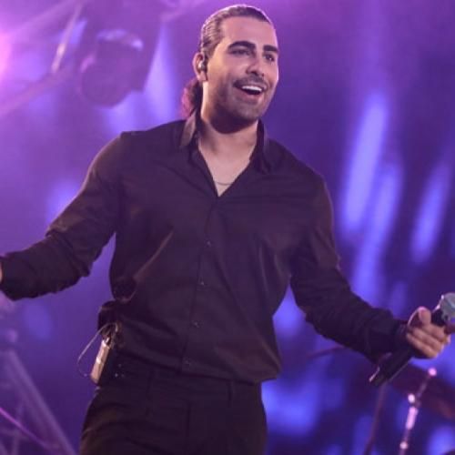 دانلود آهنگ مثل تو رو کمیاب میبینم اخم میکنی جذاب میشی مجید رضوی