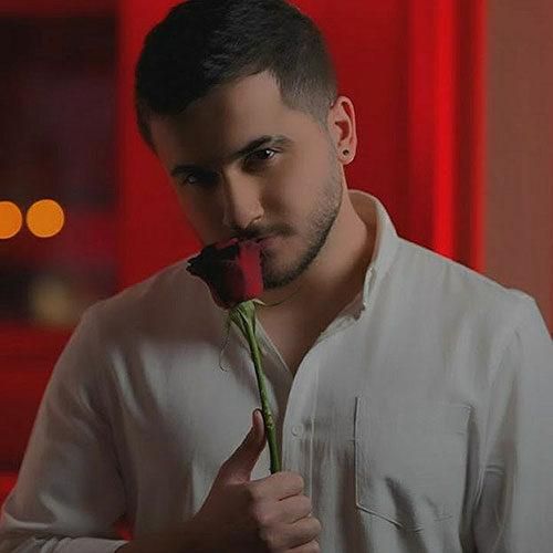 دانلود آهنگ ﺑﺎﻳﺪ اون ﺷﺐ ﺧﻴﻠﻰ ﺑﻴﺸﺘﺮ ﻣﻴﮕﺮﻓﺘﻢ ﺑﻐﻠﺖ عرشیاس