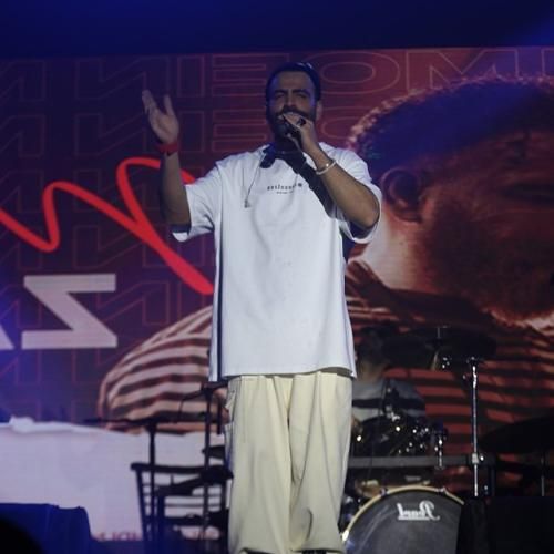 دانلود آهنگ اینجا شهرمه معین زد