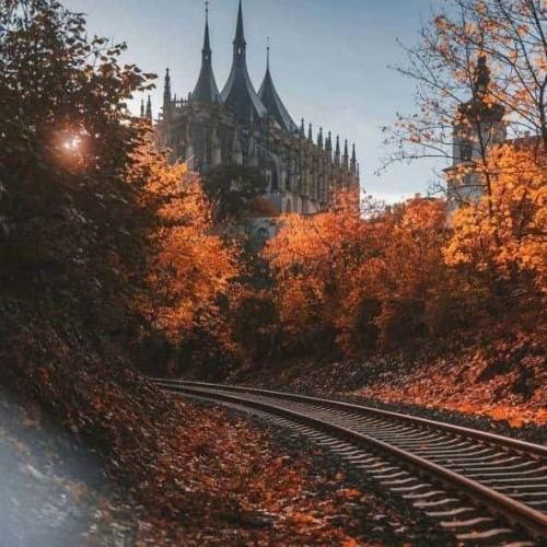 دانلود آهنگ با کی میرم با کی میام با کی میری با کی میای 