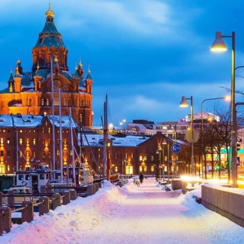 دانلود آهنگ اینجا زندگی نمیکنن نفس میکشن طعم خون برادرو