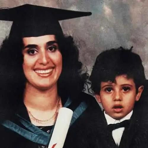 دانلود آهنگ مامان گریه نکن آرتا و کوروش و سامی بیگی و سارن