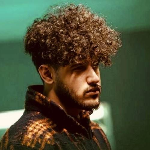 دانلود آهنگ میگم تموم شاعرا برای تو غزل بگن امیر ماهان