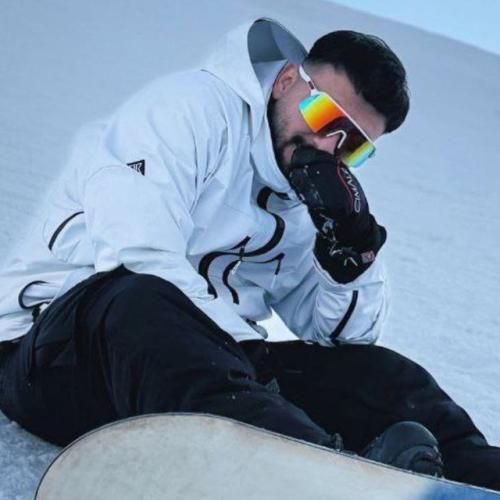 دانلود آهنگ ﺳﺮ ﻣﻪ ﺧﺎﻟﻰ ﻣﻴﻜﺮد ﻛﻤﺒﻮد ﻋﻘﺪﻫﺎﺷﻪ رامین تجنگی