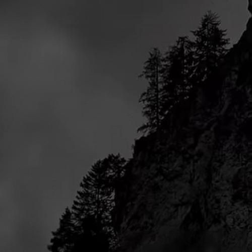 دانلود آهنگ دنبال تاریخ بگردید تو دستو پای زخمی آهنگای ما 