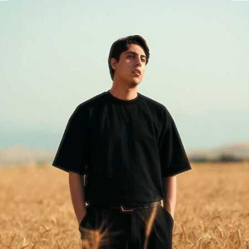 دانلود آهنگ شهزاده ی رویای من کجای این شهری بگو وندار